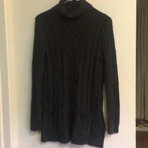 FREE WITH BUNDLE Jeanne Pierre cabled turtleneck